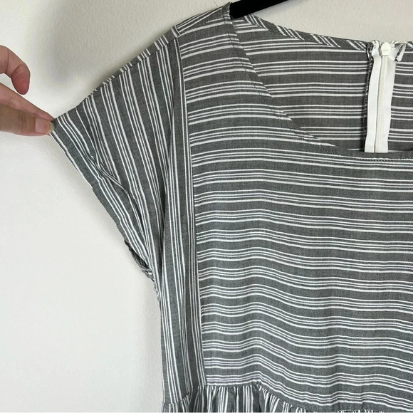 Altar'd State Women's Striped Mini Dress Gray Zip Cotton Short Sleeve Zip Medium - Picture 4 of 12